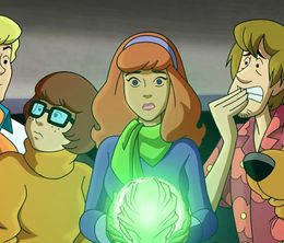 image-https://media.senscritique.com/media/000018605969/0/scooby_doo_et_la_malediction_du_13eme_fantome.jpg