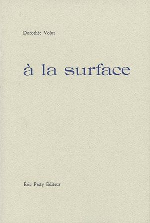 à la surface