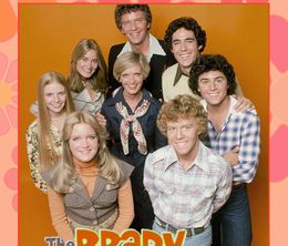 image-https://media.senscritique.com/media/000018862391/0/the_brady_bunch_hour.jpg