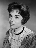 Zohra Lampert