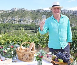 image-https://media.senscritique.com/media/000018940852/0/rick_stein_s_secret_france.jpg