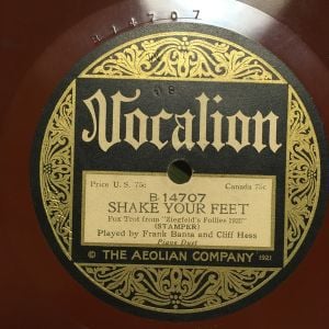 Covered Wagon Days / Shake Your Feet (Single)