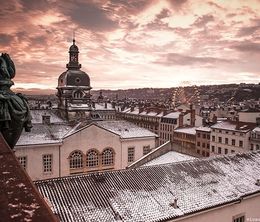 image-https://media.senscritique.com/media/000019053416/0/les_faces_cachees_de_l_hotel_dieu_de_lyon.jpg
