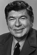 Claude Akins