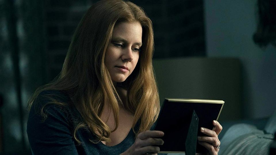 La Femme A La Fenetre Film Affiches, posters et images de La Femme à la fenêtre (2021)