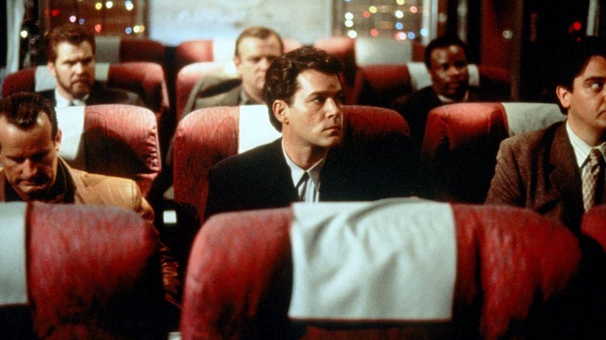 Turbulences à 30000 Pieds Film Turbulences à 30 000 pieds - Film (1997) - SensCritique