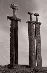 Pochette Swords In Stone