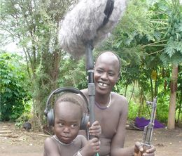 image-https://media.senscritique.com/media/000019224102/0/shooting_with_mursi.jpg