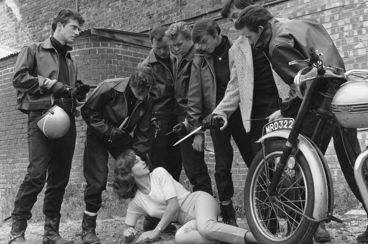 La Forêt Des Damnés Film Guerre Les Damnés - Film (1963) - SensCritique