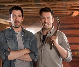 image-https://media.senscritique.com/media/000019325008/0/property_brothers_at_home.jpg