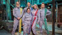 Celebrity Crystal Maze (3)