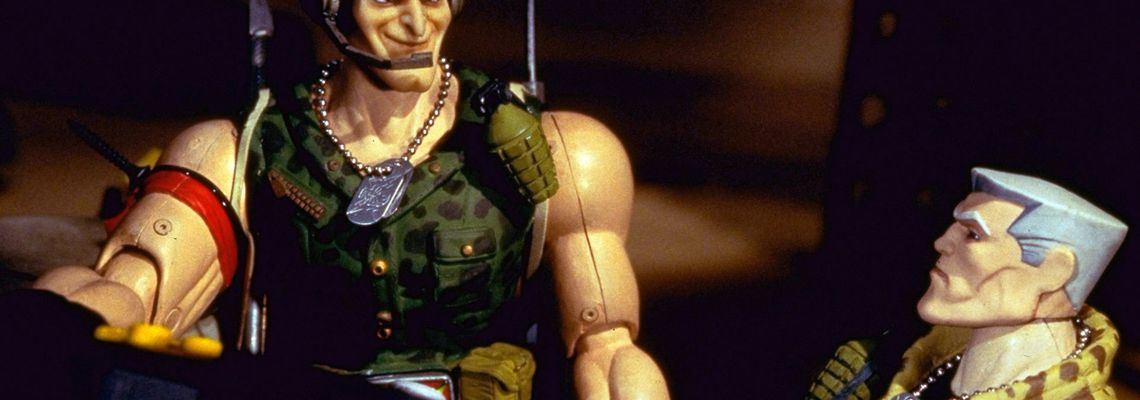 Cover Small Soldiers