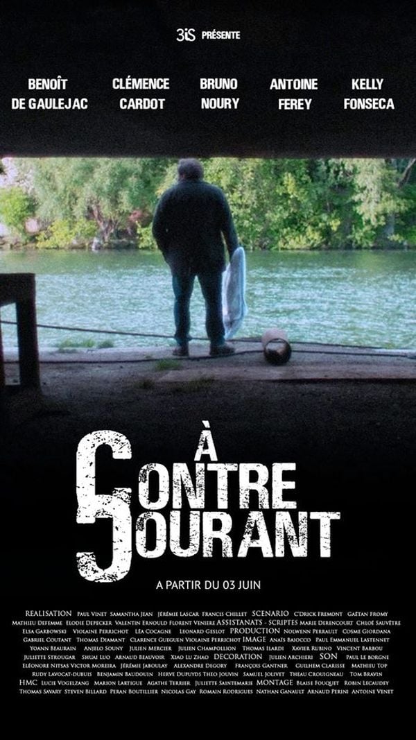 À Contre-Courant