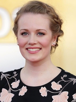 Cara Theobold