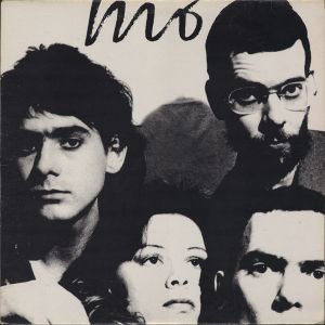 Mo