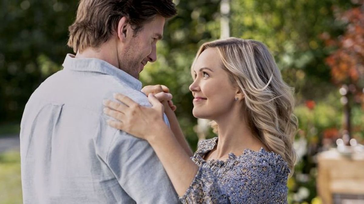 Films Et Séries Tv Avec Emilie Ullerup Glamping in Love - Téléfilm (2020) - SensCritique