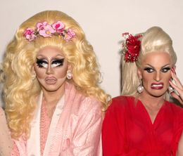 image-https://media.senscritique.com/media/000019654341/0/the_trixie_katya_show.jpg