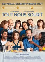 Affiche Tout nous sourit Affiche Tout nous sourit