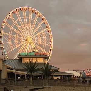 Ferris Wheel (Single)