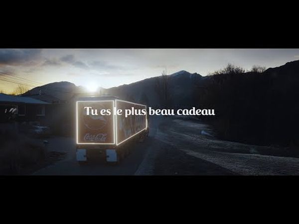 Coca-Cola - XMAS : Tu es le plus beau cadeau