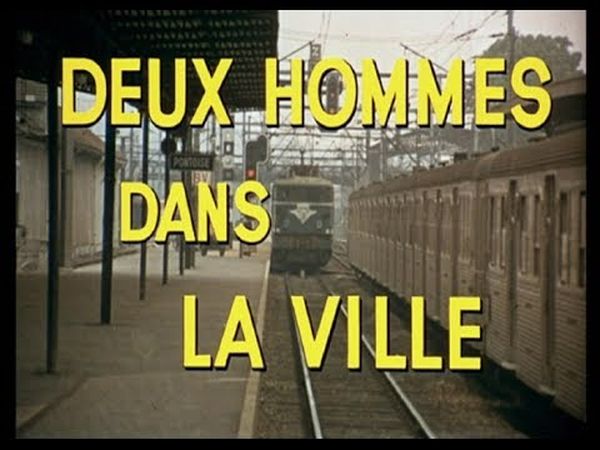 Deux hommes dans la ville