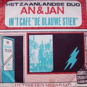 In 't café "De Blauwe Stier" (Single)