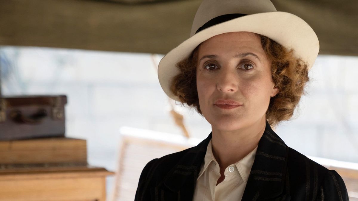 La Reine Du Crime Présente La Malédiction D'ishtar La Reine du crime présente : La Malédiction d'Ishtar - Téléfilm (2019)