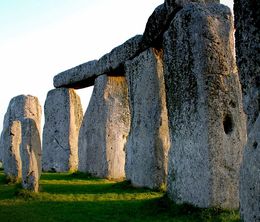 image-https://media.senscritique.com/media/000019980002/0/operation_stonehenge_what_lies_beneath.jpg