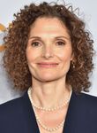 Photo Mary Elizabeth Mastrantonio