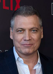 Holt McCallany