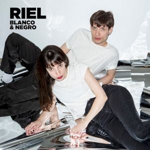 Blanco & Negro (Single)