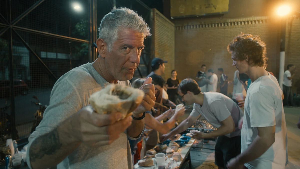 Cover Roadrunner: A Film About Anthony Bourdain