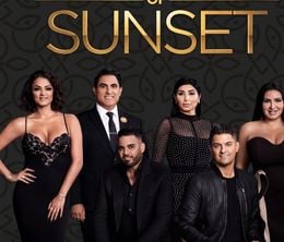 image-https://media.senscritique.com/media/000020129768/0/shahs_of_sunset.jpg