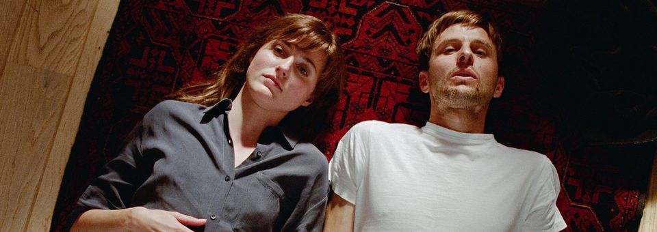 Julie En 12 Chapitres Streaming Affiches, posters et images de Julie (en 12 chapitres) (2021)