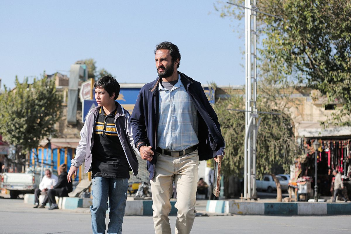 Film Plus On Est De Fous 2021 Un héros - Film (2021) - SensCritique