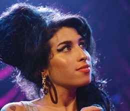 image-https://media.senscritique.com/media/000020163001/0/amy_winehouse_i_told_you_i_was_trouble.jpg