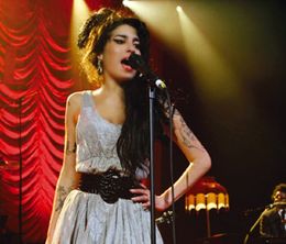 image-https://media.senscritique.com/media/000020163003/0/amy_winehouse_i_told_you_i_was_trouble.jpg