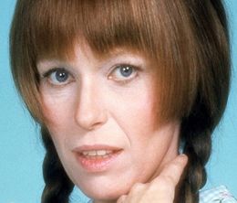 image-https://media.senscritique.com/media/000020300408/0/mary_hartman_mary_hartman.jpg