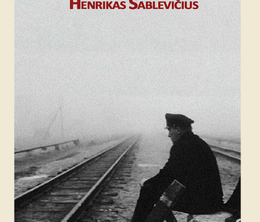 image-https://media.senscritique.com/media/000020303831/0/voyage_a_travers_la_brume.png