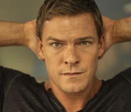 image-https://media.senscritique.com/media/000020442406/0/reacher.jpg