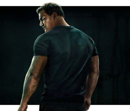 image-https://media.senscritique.com/media/000020517212/0/reacher.jpg