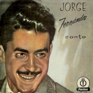 Jorge Fernández canta