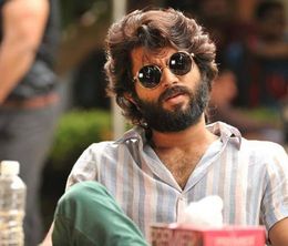 image-https://media.senscritique.com/media/000020589169/0/arjun_reddy.jpg