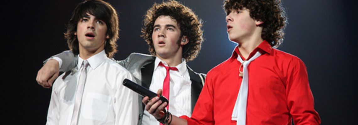 Cover Jonas Brothers: Living the Dream