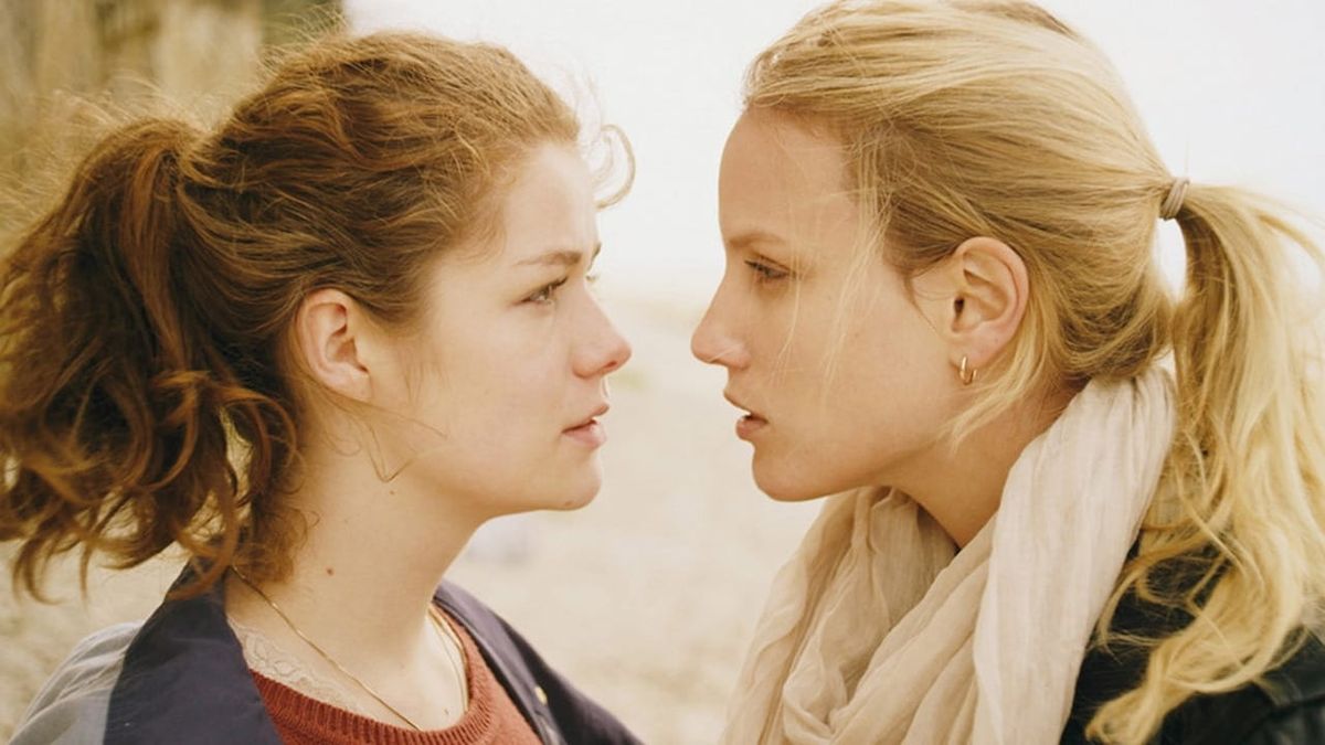 Between Summer and Fall - Film (2018) - SensCritique
