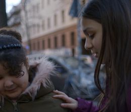 image-https://media.senscritique.com/media/000020673031/0/etre_enfant.jpg