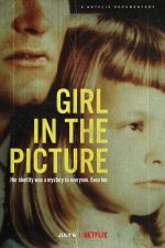 Affiche Girl in the Picture - Crime en abîme