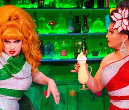 image-https://media.senscritique.com/media/000020821339/0/the_jinkx_and_dela_holiday_special.jpg