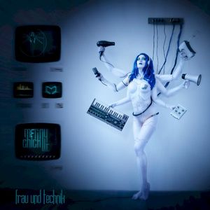 Frau und Technik