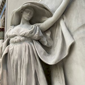 Crowd Surff (Single)